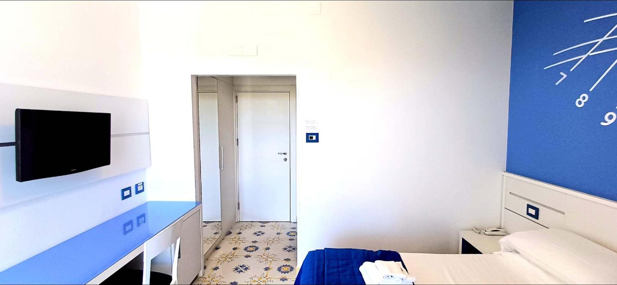 Hotel La Meridiana Sorrento Exterior photo